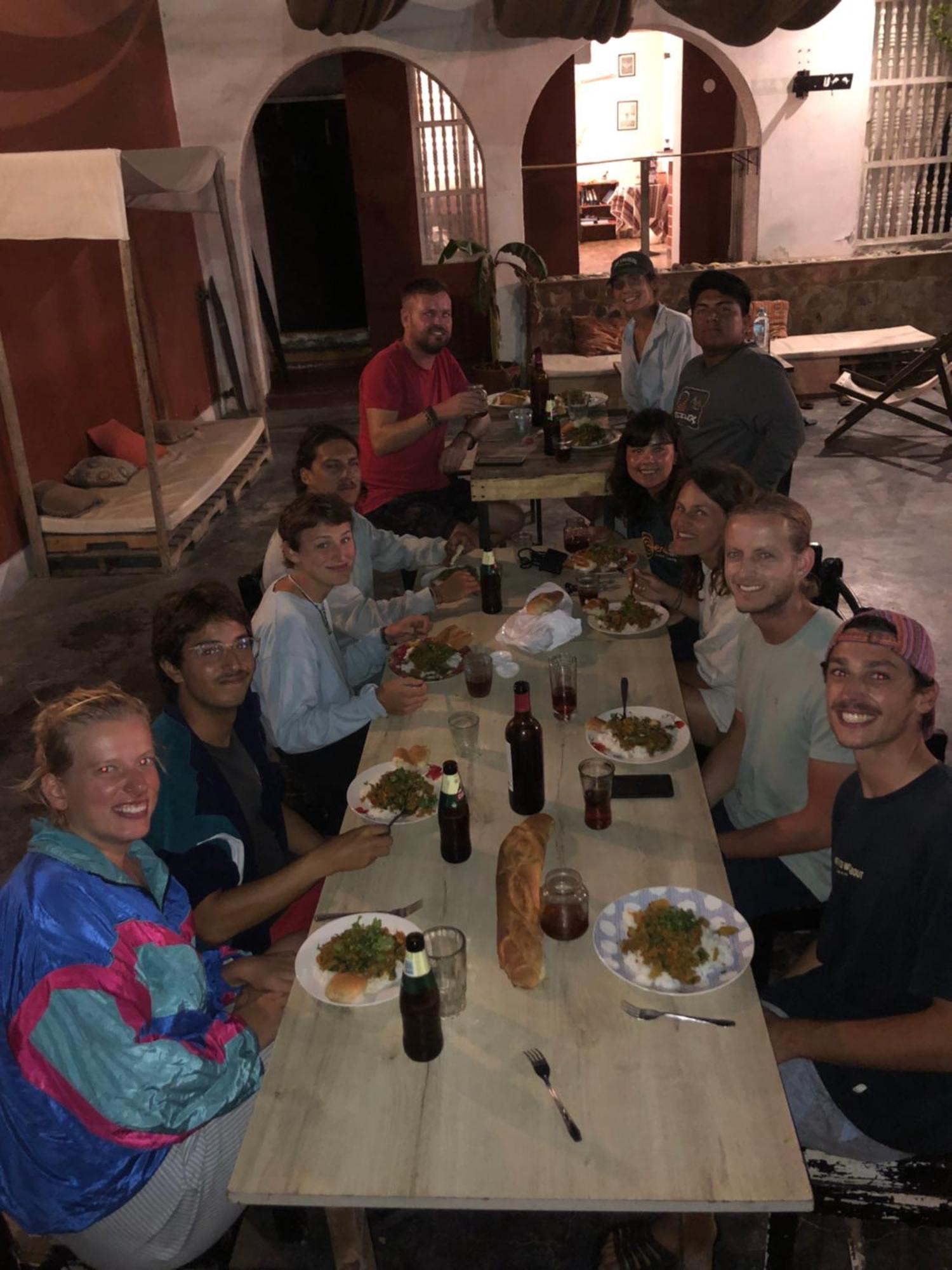 Pointbreak Surf Camp Pansiyon Huanchaco Dış mekan fotoğraf