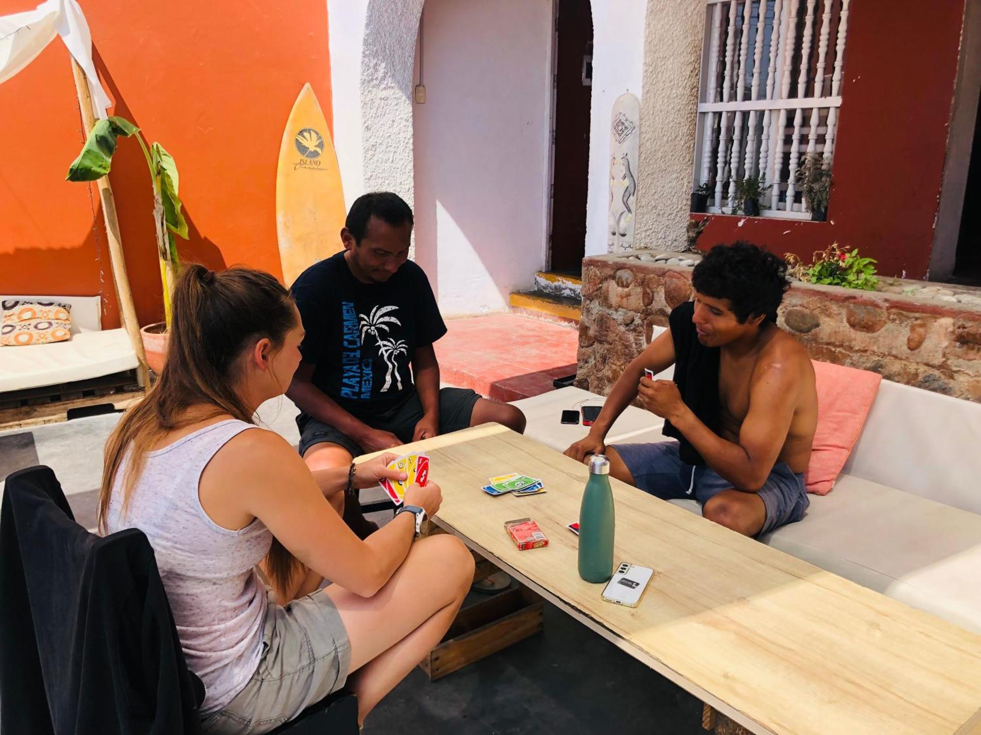 Pointbreak Surf Camp Pansiyon Huanchaco Dış mekan fotoğraf